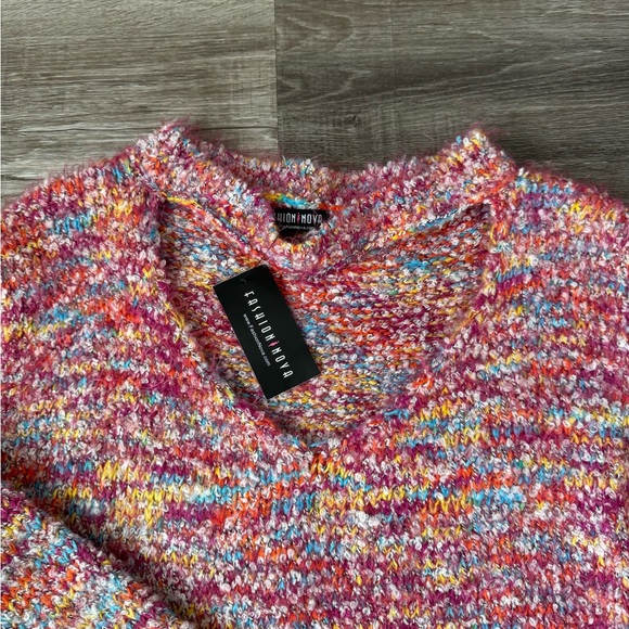 NWT Fashion Nova Lucia eyelash key hole sweater multicolor Large L - Picture 3 of 7